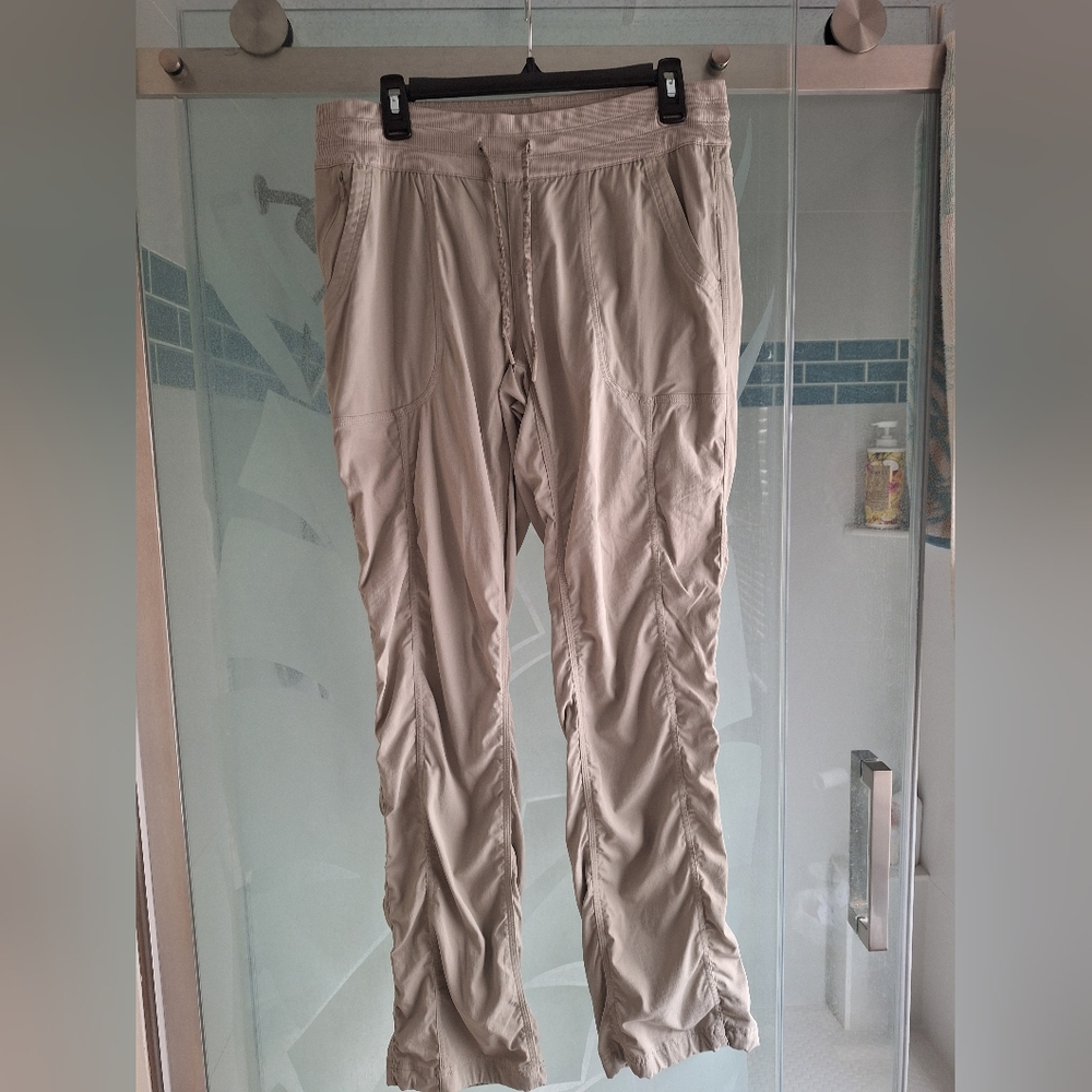 The North Face Womens Khaki/Tan Lightweight Joggers